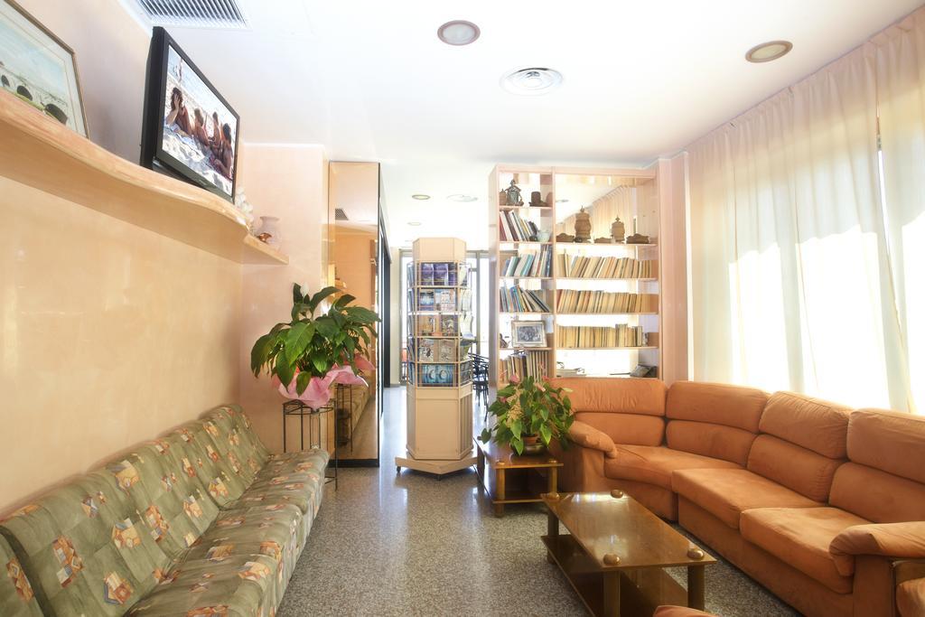 Hotel Usa Rimini Exterior photo
